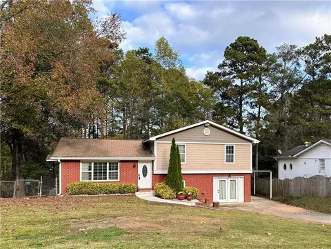98 Lester Rd NW, Lawrenceville, GA 30044