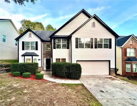 4646 Beau Point Ct, Snellville, GA 30039