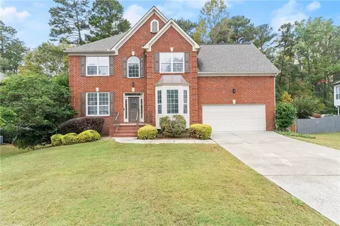 1611 Rocky Knoll Ln, Dacula, GA 30019