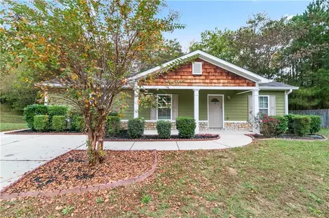 6956 Satterlee Woods Ln, Austell, GA 30168