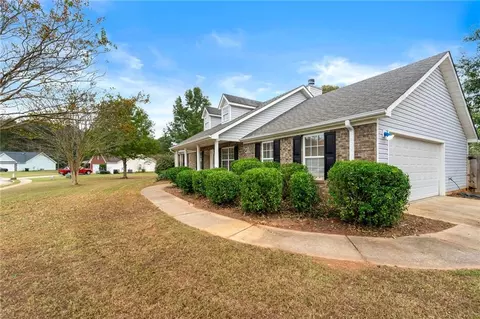 401 Princely Ct, Hampton, GA 30228 photo 3