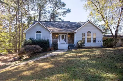 7590 Fields Dr, Cumming, GA 30041