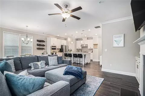 46 W Dixie Ave SE, Marietta, GA 30008 photo 8