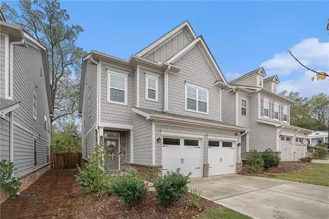 46 W Dixie Ave SE, Marietta, GA 30008
