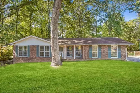 141 Denna Dr, Alpharetta, GA 30009