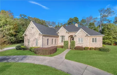 1906 Sarah Cove Ct, Conley, GA 30288