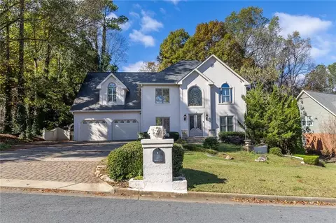 4924 Day Lily Way NW, Acworth, GA 30102