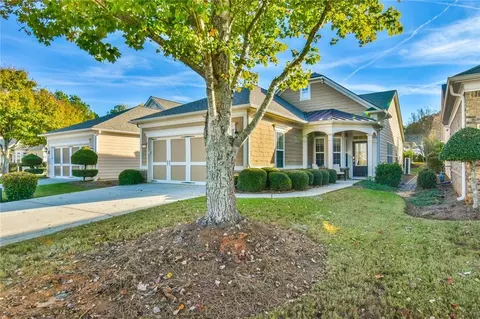 6209 Azalea Way, Hoschton, GA 30548