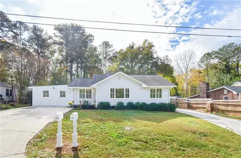 220 Hicks Dr SE, Marietta, GA 30060