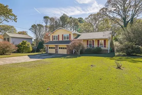 772 Moon Rd, Lawrenceville, GA 30046