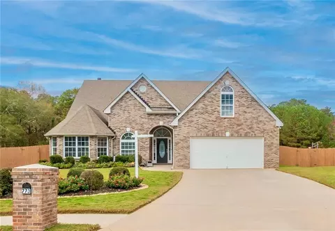 773 Kaitlyn Dr, Loganville, GA 30052