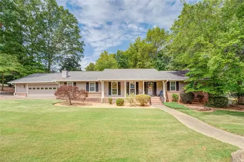 1474 Oak Forest Way SE, Conyers, GA 30013
