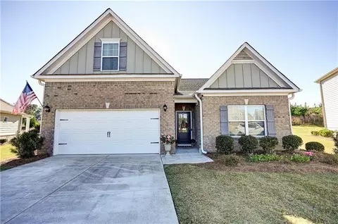 210 Willowbrook Dr SE, Calhoun, GA 30701