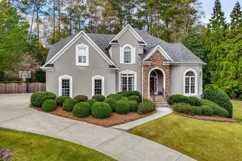 790 Spalding Heights Dr, Atlanta, GA 30350