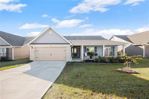 195 Heartland Cir, Winder, GA 30680