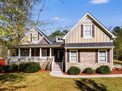 360 Gray Rd, Carrollton, GA 30116