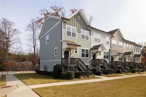 3829 Oxford Cir, Doraville, GA 30340