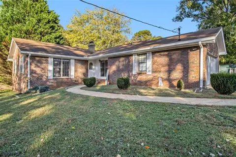 1631 Holmes Dr, Conyers, GA 30094