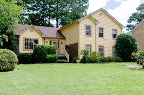 2924 Overwood Ln, Snellville, GA 30078