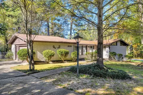 2536 Amalfi Dr, Conyers, GA 30012