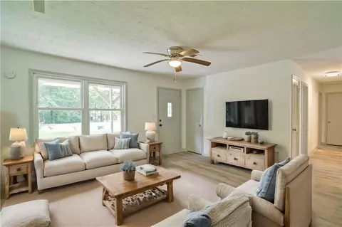 3596 Sharon Dr, Powder Springs, GA 30127