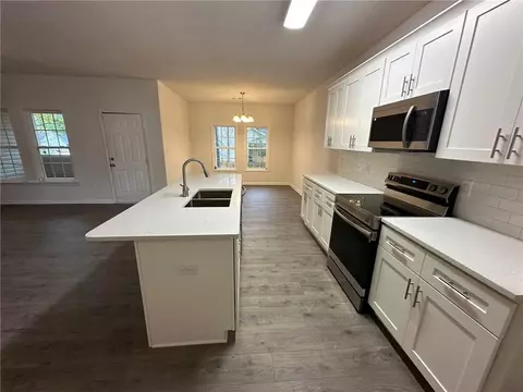 Kitchen - 425 Mossy Ln, Gray, GA 31032 photo 1 of 1