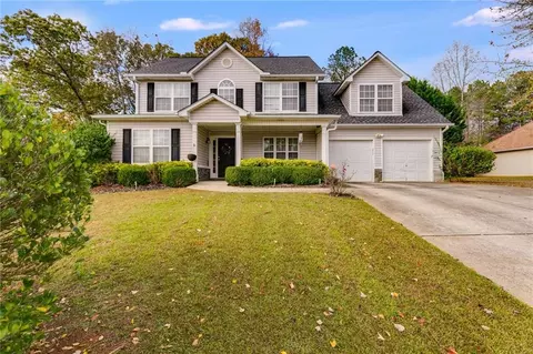 424 Birchwood Dr, Temple, GA 30179