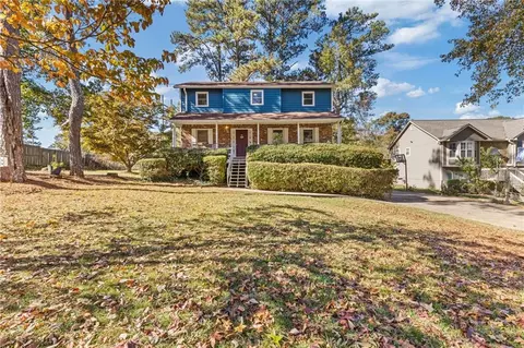 3885 Willow Ridge Ct, Douglasville, GA 30135