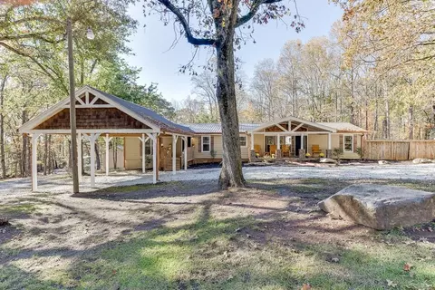 1441 Tapp Wood Rd, Hoschton, GA 30548