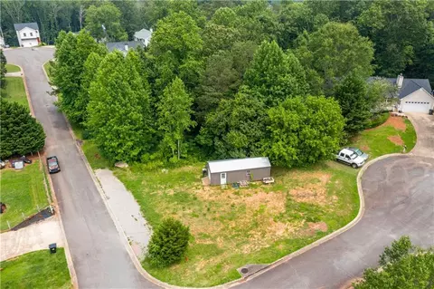 10 Kinsington Ct, Dawsonville, GA 30534