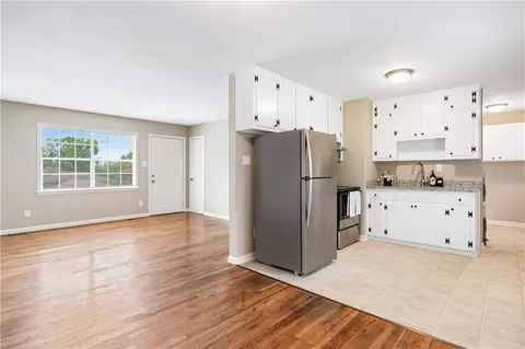 1007 Collins St, Gainesville, GA 30501 photo 7