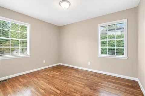 1007 Collins St, Gainesville, GA 30501 photo 14