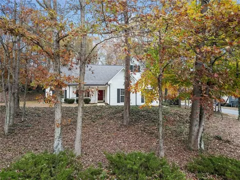 5815 Cedar Ridge Trl, Cumming, GA 30028