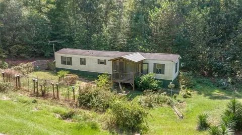 840 Owl Swamp Rd, Toccoa, GA 30577