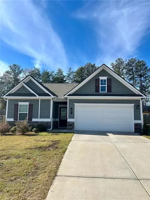 82 Kenneth Dr, Dawsonville, GA 30534