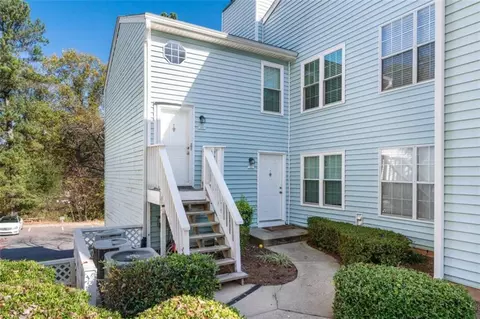 1007 Glenleaf Dr, Peachtree Corners, GA 30092