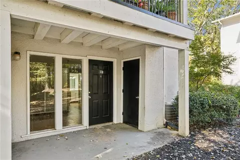 1150 Collier Rd NW #23L, Atlanta, GA 30318