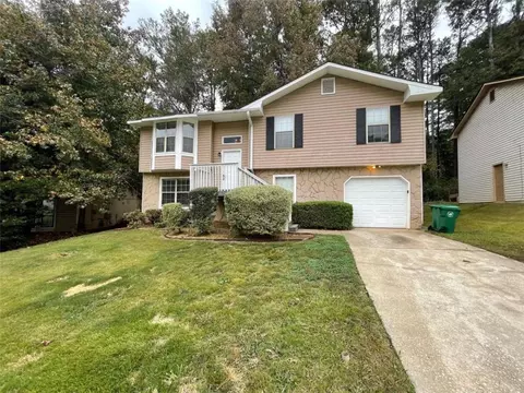 5914 Sara Ashley Ct, Lithonia, GA 30058
