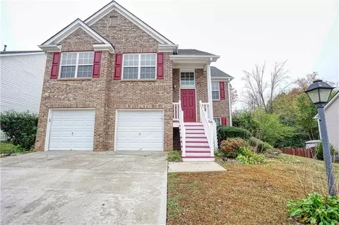 893 Hawthorn Ln, Grayson, GA 30017