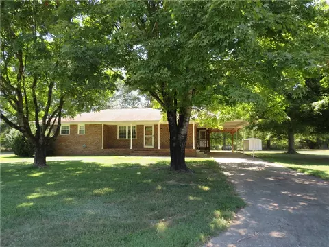 655 Friendship Rd, Cedartown, GA 30125