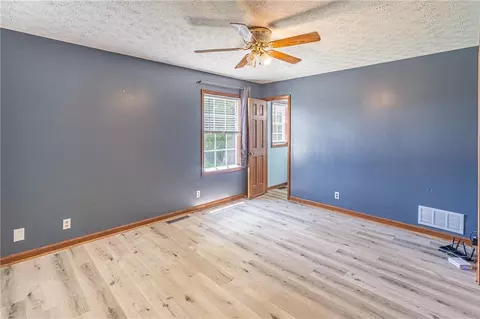 677 Phillips Dr, Monroe, GA 30656 photo 10