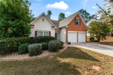 724 Winbrook Dr, Mcdonough, GA 30253 photo 2