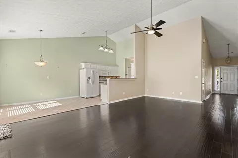 724 Winbrook Dr, Mcdonough, GA 30253 photo 6