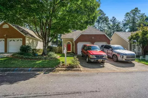 273 Dennis Dr, Alpharetta, GA 30009