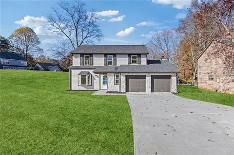 1267 Realm Ln, Lawrenceville, GA 30044