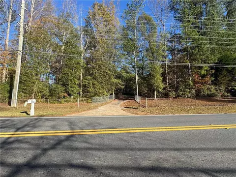 2821 Hopkins Rd, Powder Springs, GA 30127