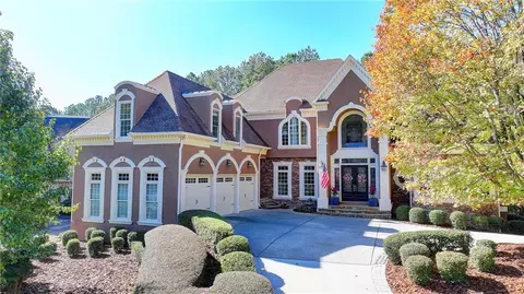 709 Henley Fields Cir, Johns Creek, GA 30097