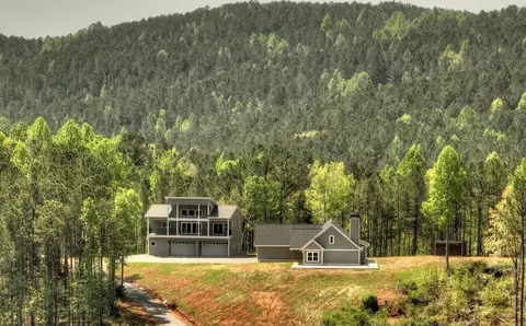 651 Bethel Rd, Talking Rock, GA 30175