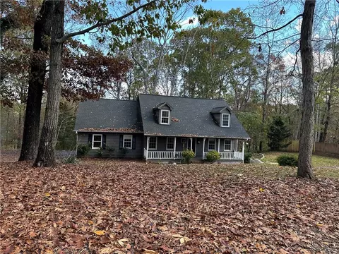 4045 Egypt Rd, Snellville, GA 30039