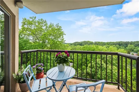 1 Biscayne Dr NW #610, Atlanta, GA 30309